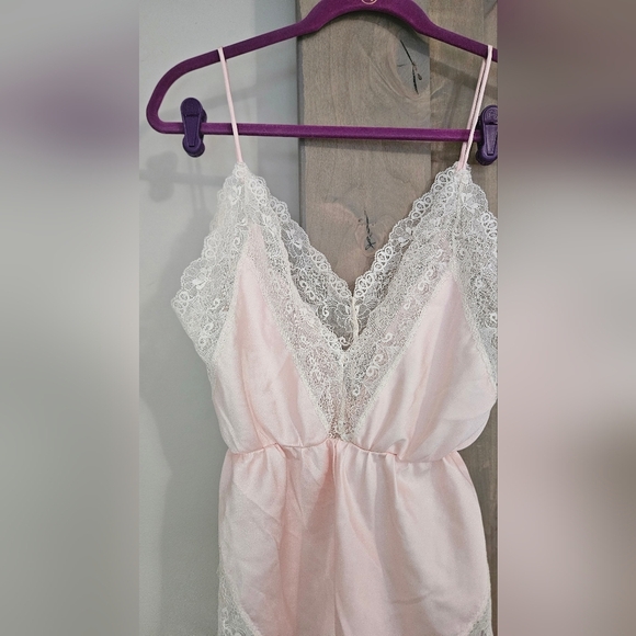 Vintage MS.LESLEE Lace Satin Teddy Romper n Light Pink/ivory. Size M - Picture 8 of 9